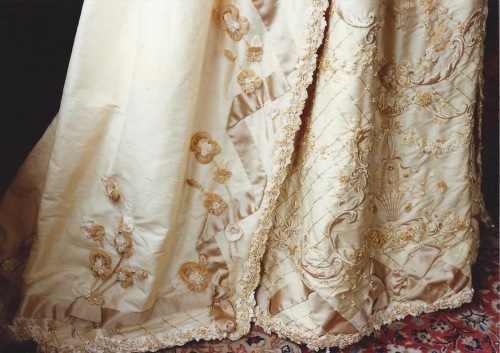 NSB - gtks wedding skirt side detail